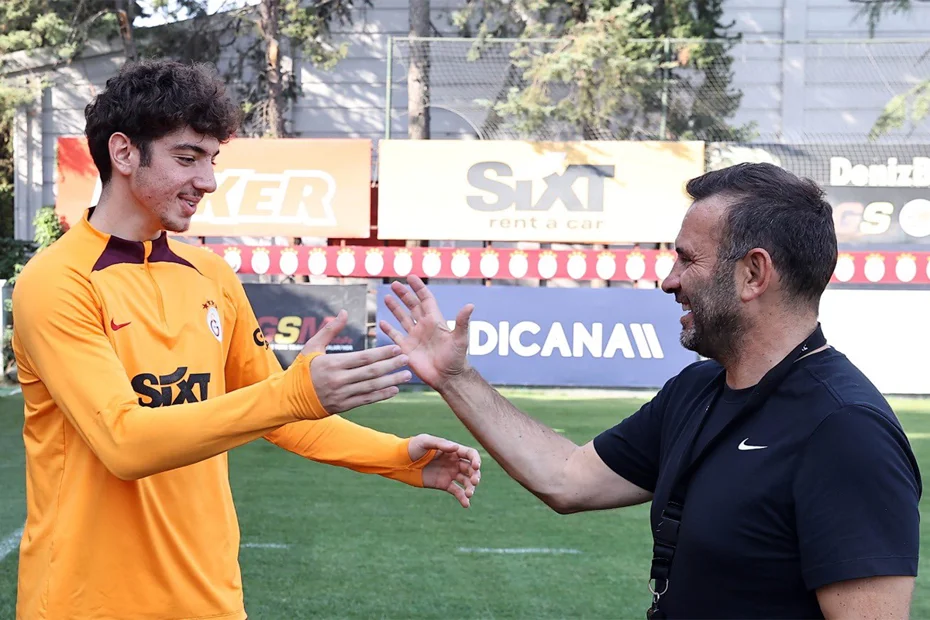 Galatasaray'da 6 yıllık dönem sona mı eriyor? Göztepe'den flaş transfer atağı - 1 Galatasaray'da 6 yıllık dönem sona mı eriyor? Göztepe'den flaş transfer atağı - 1