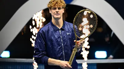 Finalde Carlos Alcaraz’ı yenen Jannik Sinner, 6 milyon dolarlık ödülü kaptı