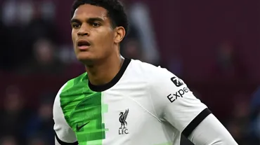 Bayer Leverkusen'in yeni stoperi Liverpool'dan