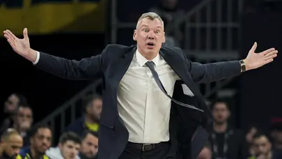İran'ın misillemesi sonrası ülkede mahsur kalmıştı! Jasikevicius'ta son dakika