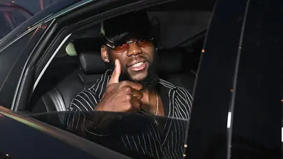 Beşiktaş'ta ayrılık kesinleşti! Şimdiden başlayan transfer görüşmelerinde olumlu gelişme Beşiktaş'ta ayrılık kesinleşti! Şimdiden başlayan transfer görüşmelerinde olumlu gelişme