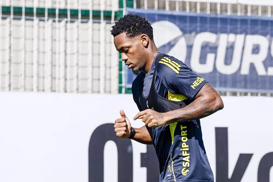 8 maçtır formasından uzak olan Jhon Duran'da yeni gelişme - 2