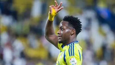 77 milyon Euro'ya transfer olmuştu: Fenerbahçe forvet için dev rakiplerle yarışta