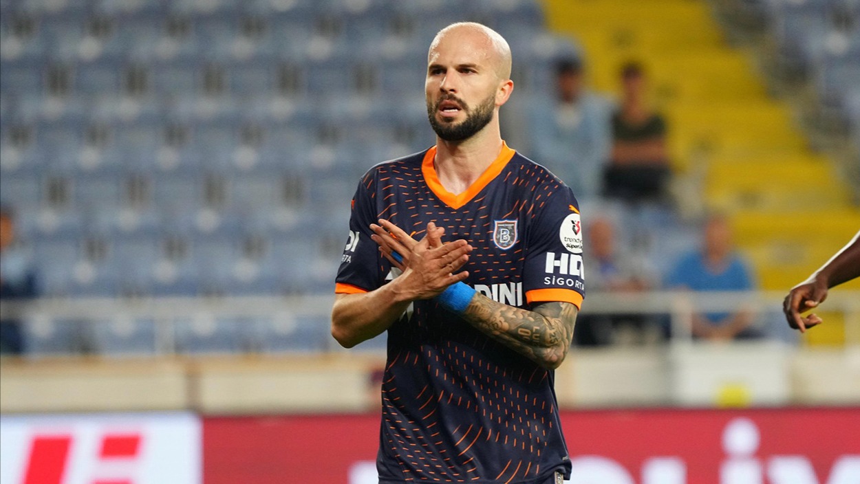 Süper Lig'de ilginç ayrılık: Figueiredo, Malezya'ya transfer oldu