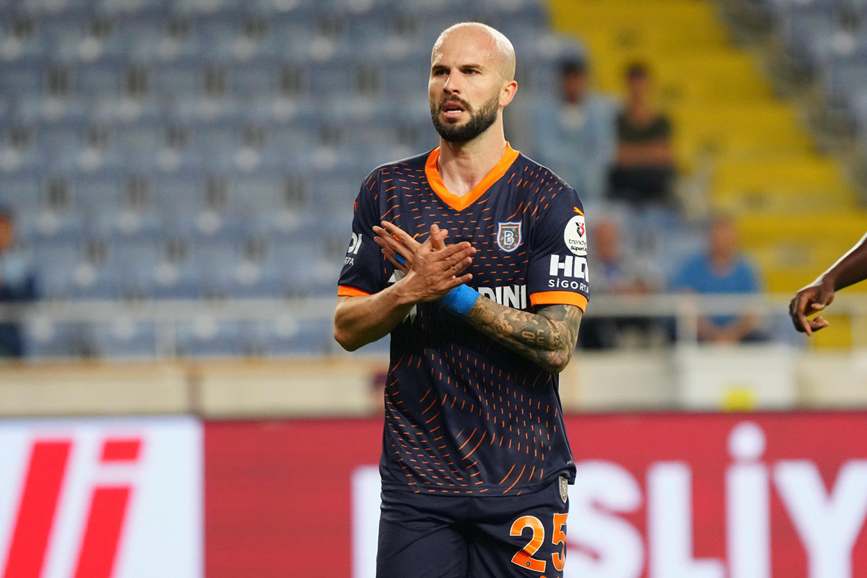 Süper Lig'de ilginç ayrılık: Figueiredo, Malezya'ya transfer oldu