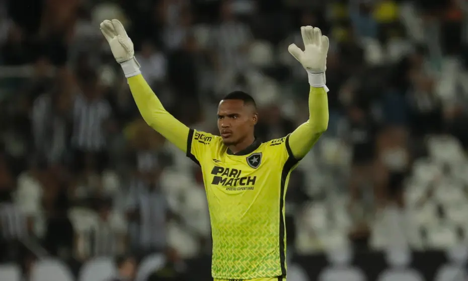 Fenerbahçe yeni kalecisini Brezilya'da buldu: Resmi temas kuruldu | Transfer hattı - 11