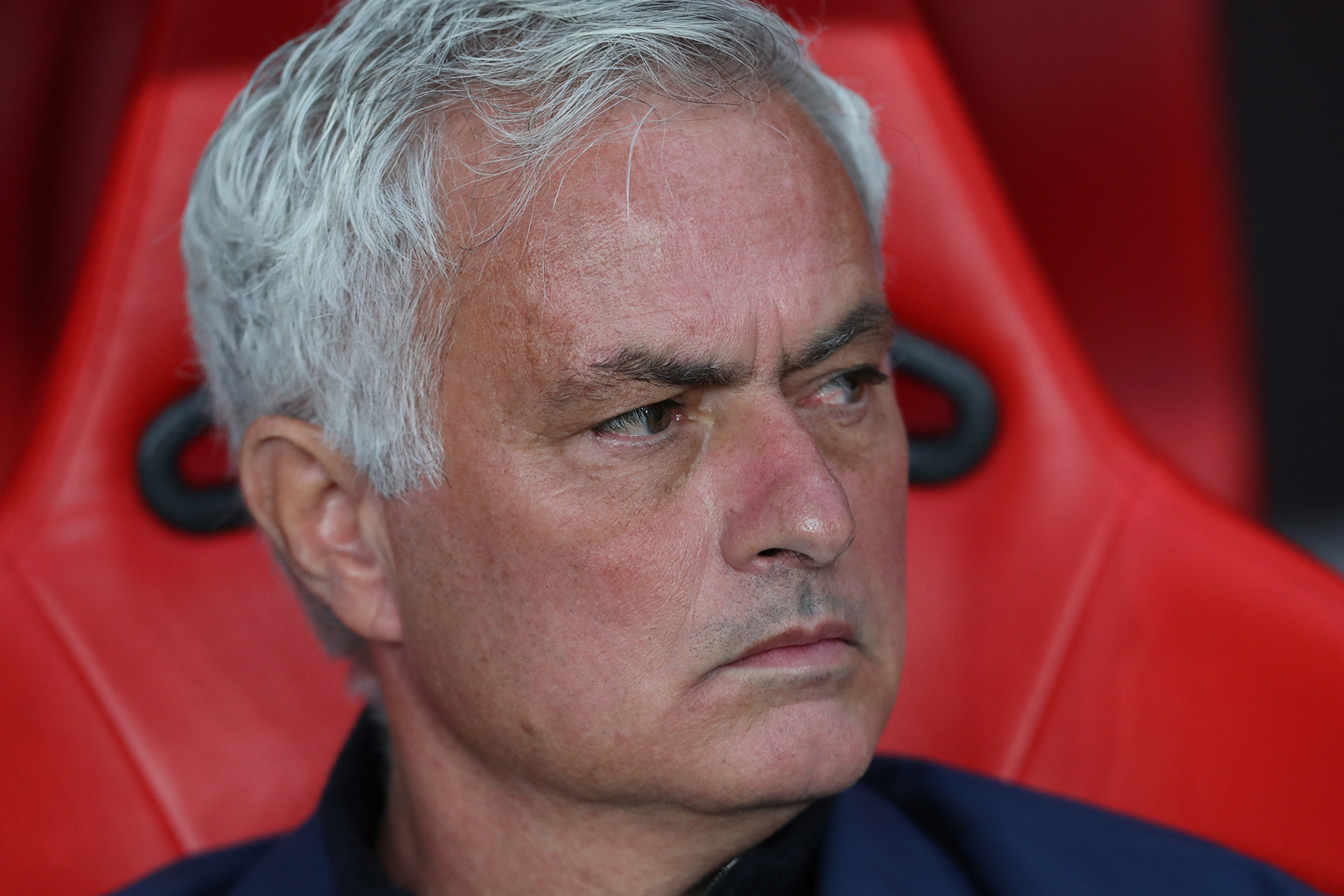 Mourinho'yla birlikte geri dönüyor! Yıldız futbolcuyla anlaşma tamam