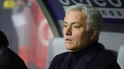 Jose Mourinho teşhisi koydu: İlk transfer hedefi çoktan belli Jose Mourinho teşhisi koydu: İlk transfer hedefi çoktan belli