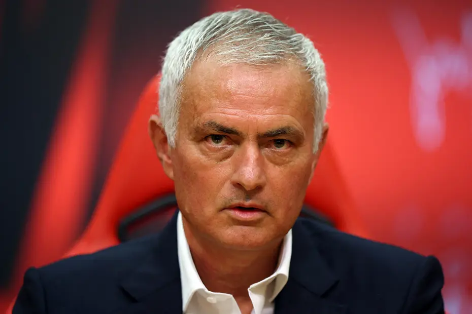 Portekiz'i karıştıran olay sonrası soruşturma başlatıldı: Mourinho'dan ilk açıklama geldi - 2 Portekiz'i karıştıran olay sonrası soruşturma başlatıldı: Mourinho'dan ilk açıklama geldi - 2