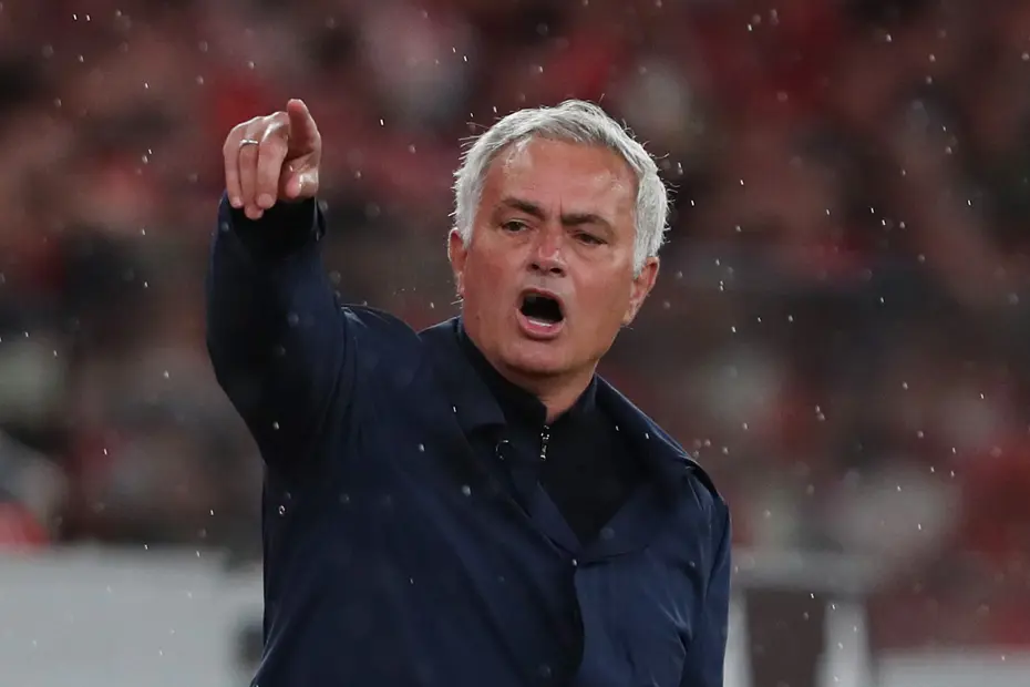 Real Madrid, Jose Mourinho'yu resmen açıkladı - 2