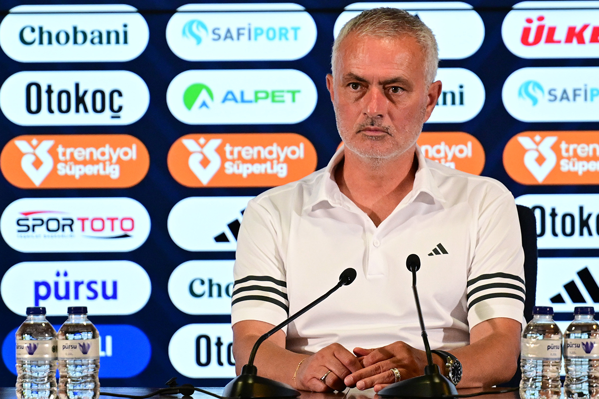 Jose Mourinho, Türkiye'de teknik direktör olmanın neden daha zor olduğunu açıkladı