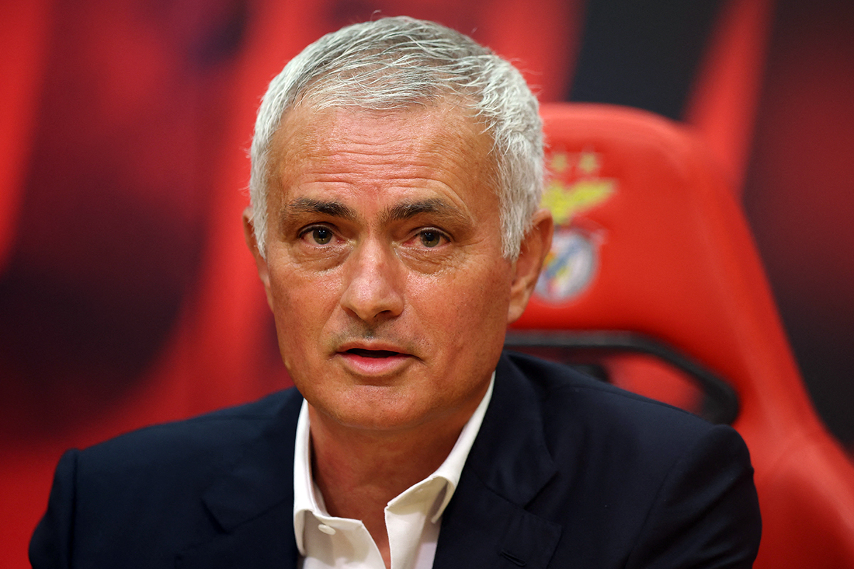 Galatasaray'ın eski yıldızı, Mourinho'nun Fenerbahçe sözlerini eleştirdi: "Utanç verici"