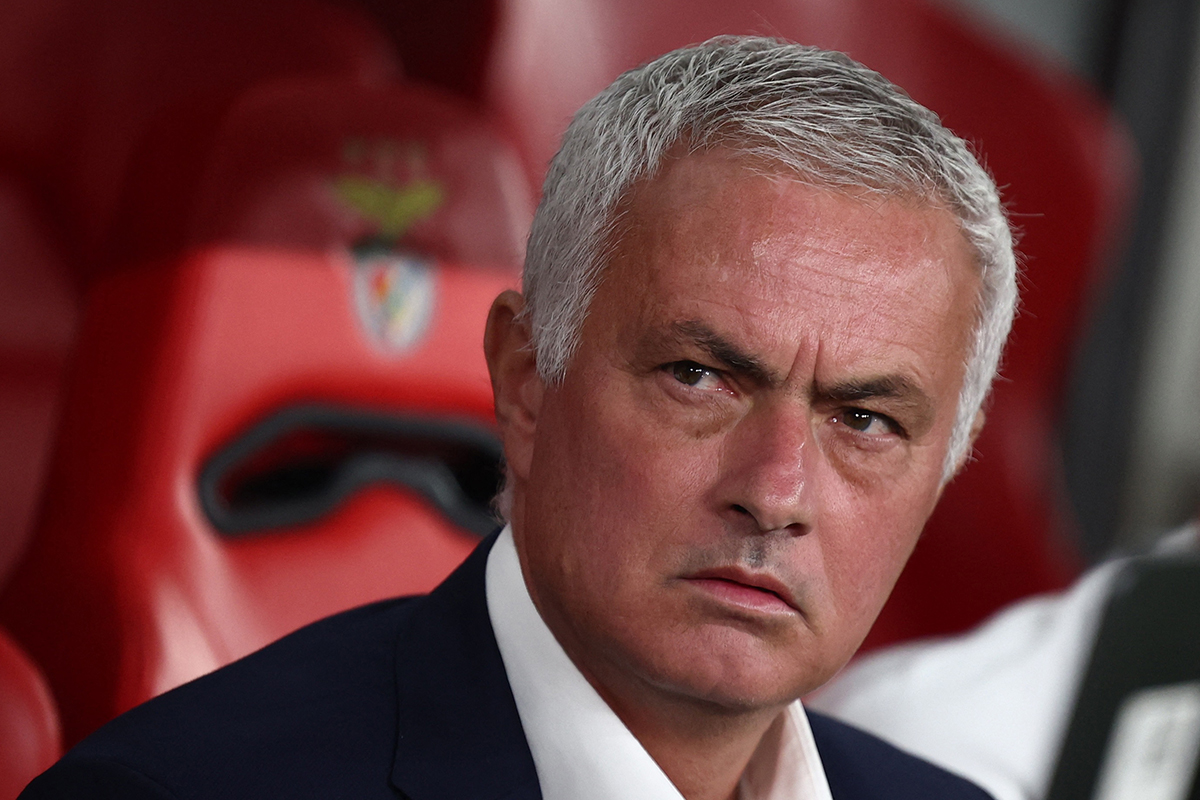 Mourinho'dan Eski Aşkına Ziyaret: 'Evimdeyim Ama Kırmızılarımla Sizi Devireceğim!'