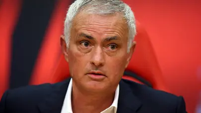 Benfica'dan Mourinho'nun sözleşmesine olay madde: İkna olduğu maaş şaşırttı