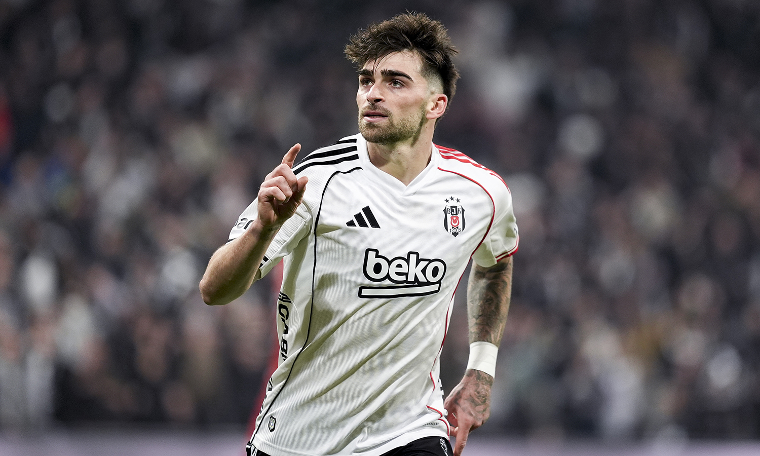 Jota Silva'ya Tatil Yok: Beşiktaş'tan Yunanistan'a Ekspres Geçiş!
