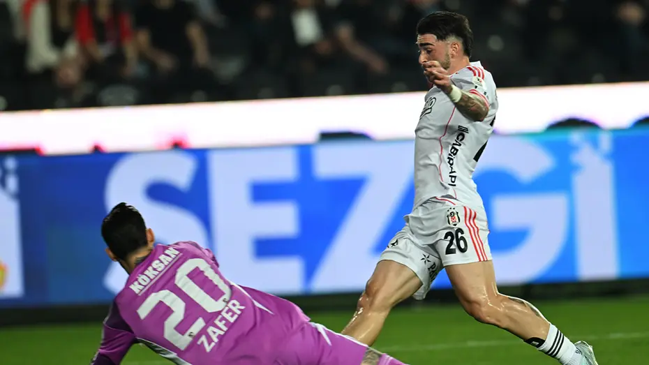 İptal edilen gol ve penaltı kararı için Trio ekibi hemfikir! Gaziantep FK - Beşiktaş maçının tartışmalı pozisyonları - 2