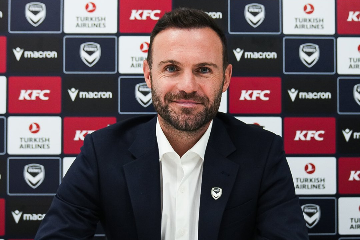 37 yaşındaki Juan Mata'dan 1 yıllık imza