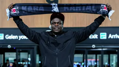 Beşiktaş'ın yeni 10 numarası Süper Lig'den: İmza için İstanbul'a geldi