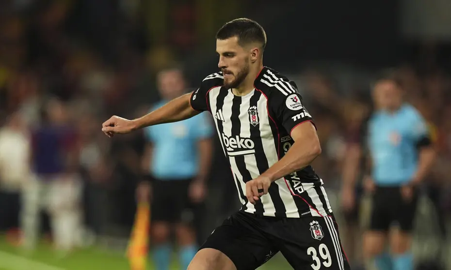 Sergen Yalçın'ın tamamen sildiği isim kapış kapış! Son 6 maçın 5'inde süre dahi alamamıştı - 4