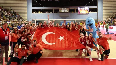 Kadın Milli Voleybol Takımı set vermeden şampiyon! Akdeniz Oyunları'nda altın madalya