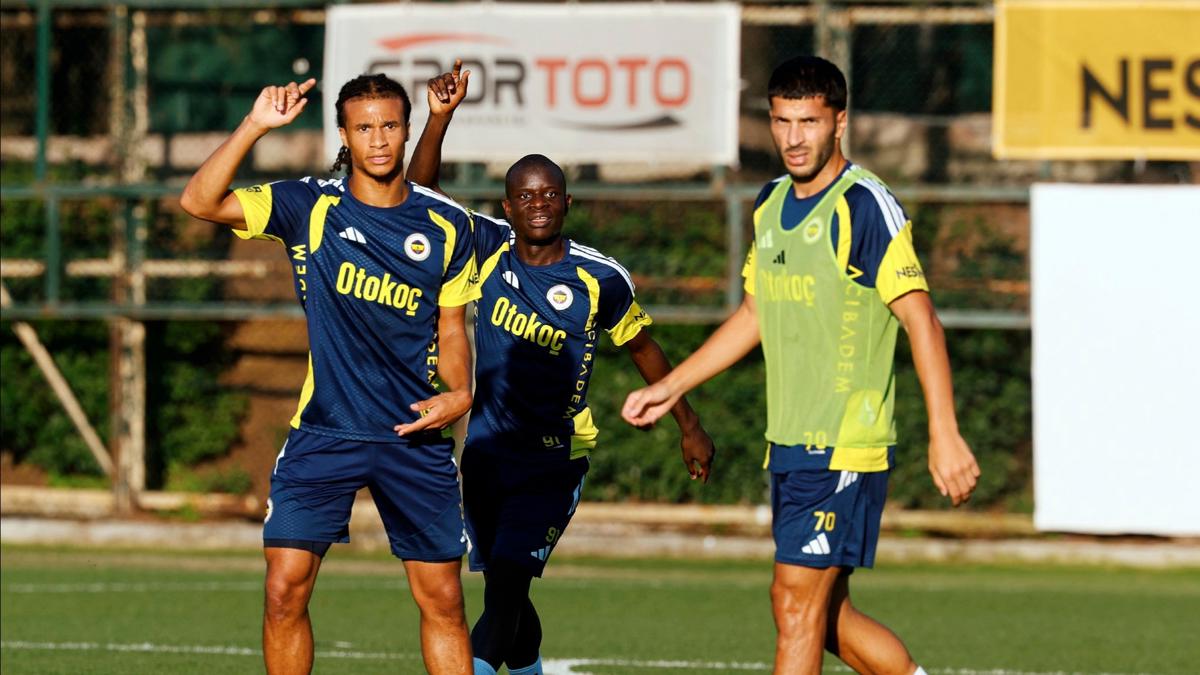 Fenerbahçe, Beşiktaş derbisinin hazırlıklarına başladı