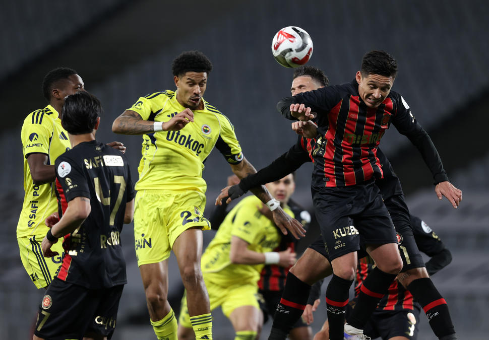 NTV Spor: Fenerbahçe 17 maç sonra bir ilki yaşadı