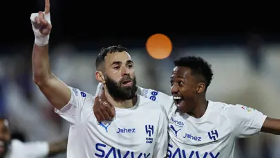 Benzema, Ronaldo'yu çıldırttı: attığı mesajı paylaştılar Benzema, Ronaldo'yu çıldırttı: attığı mesajı paylaştılar