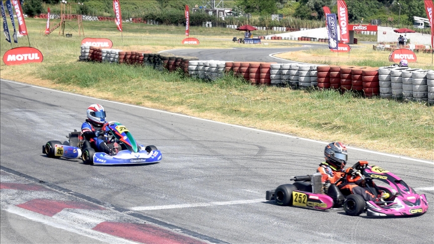 51 isim kozlarını paylaşıyor: Türkiye Karting Şampiyonası'nın 6. ayağı başladı