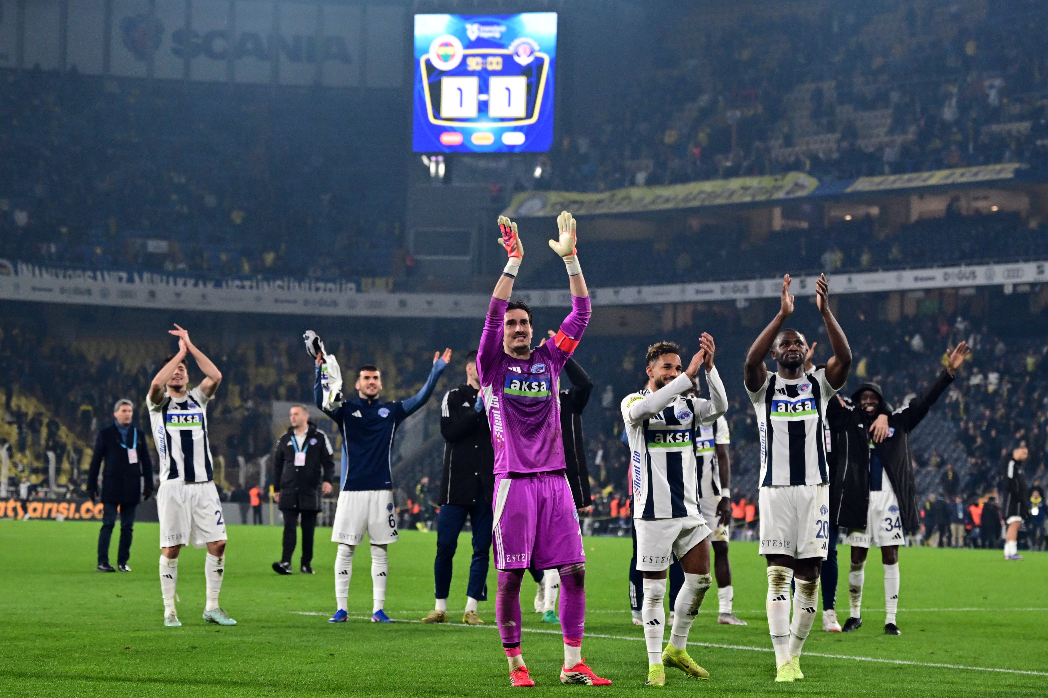 Fenerbahçe maçı bitti, Kasımpaşa'dan flaş paylaşım geldi