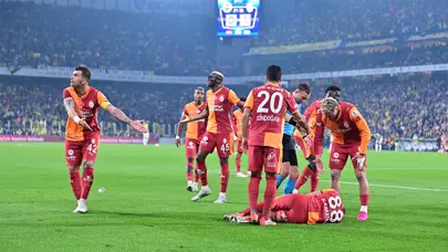 Derbide Kazımcan Karataş'ın yüzüne çakmak atan taraftar gözaltına alındı