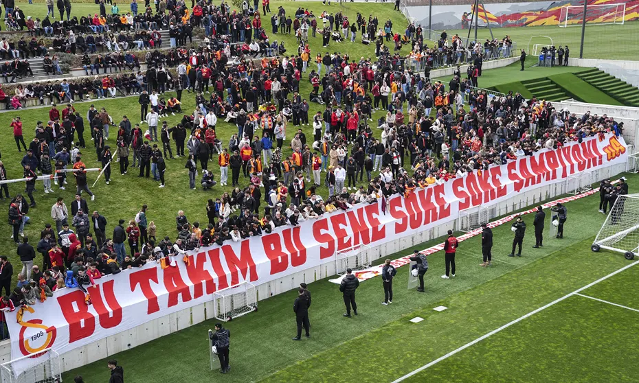 Galatasaray'dan derbi sonrası flaş karar çıktı! Taraftarlar bu haberi bekliyordu - 2