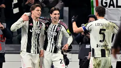 Juventus'tan Napoli'ye darbe: Kenan Yıldız dev maçı boş geçmedi