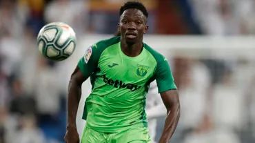 Kasımpaşa'dan ayrılan Kenneth Omeruo'nun yeni takımı belli oldu