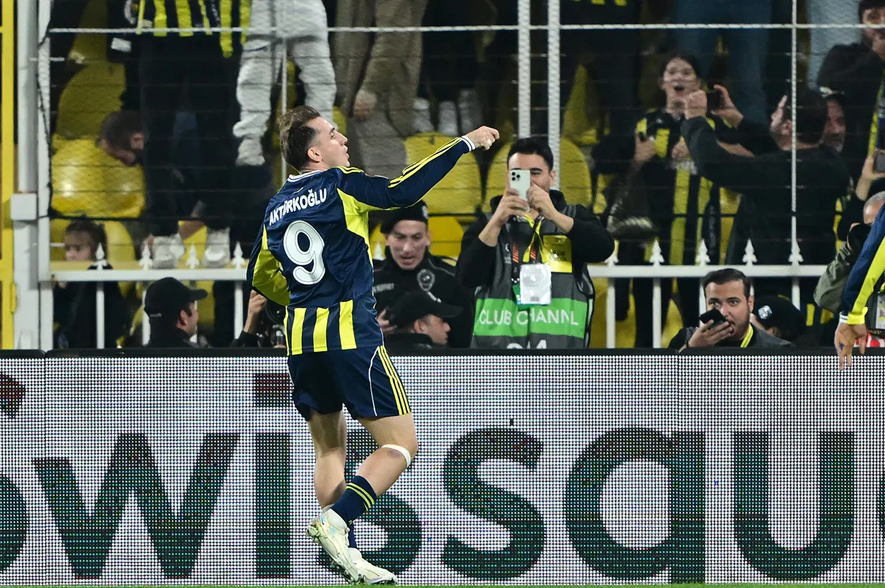 Kerem Aktürkoğlu'ndan Fenerbahçe formasıyla bir ilk: Büyük "bekleyiş" sona erdi