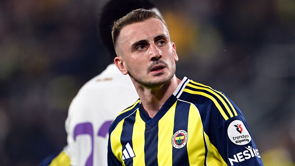 Kerem Aktürkoğlu "Öncelikle bilinsin" diyerek söze girip Fenerbahçelilere söz verdi