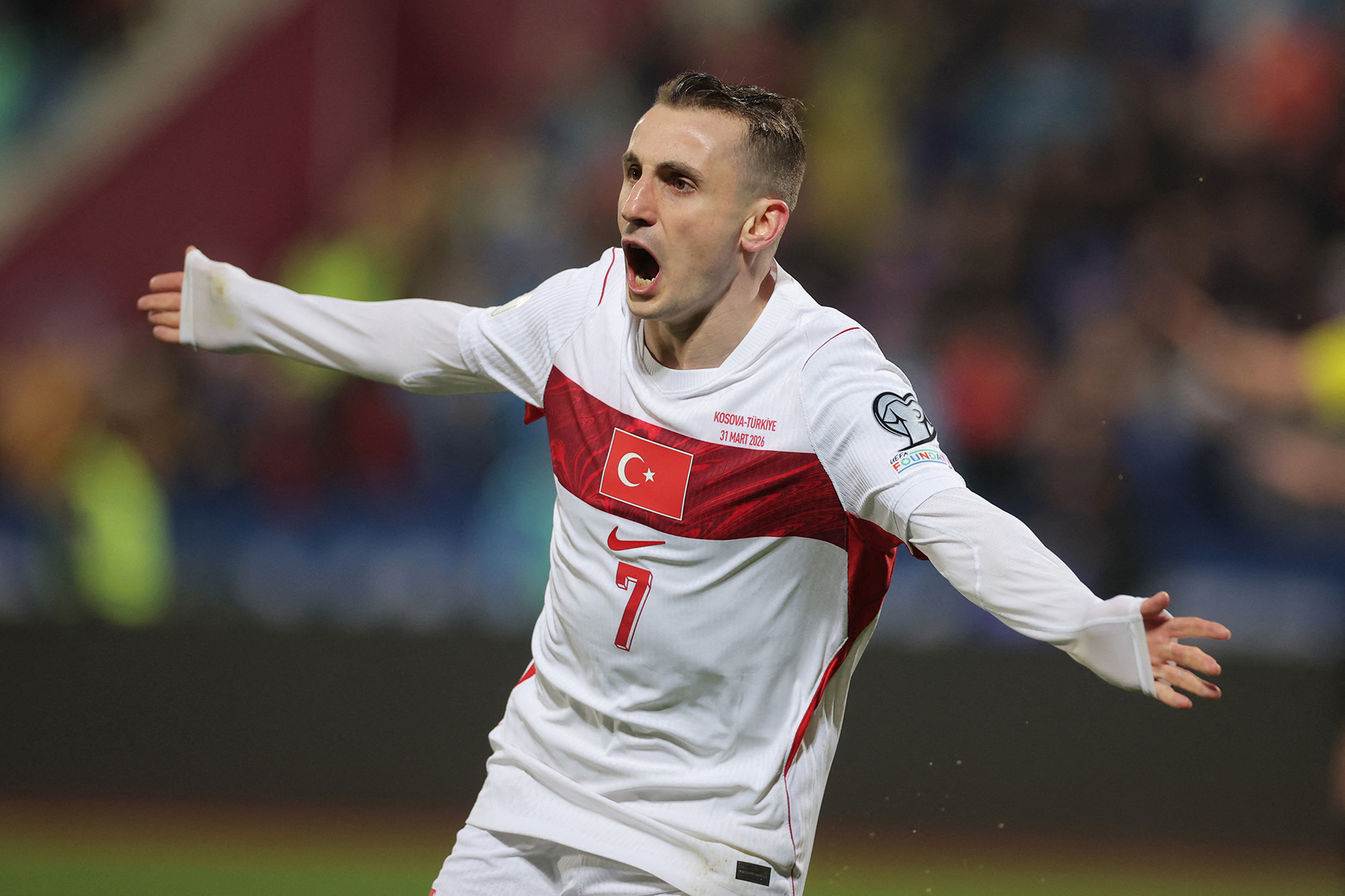 2026 Dünya Kupası'na Giden Yolda Kısa Bir Viraj: Kerem Aktürkoğlu'ndan 'Ben İyiyim' Mesajı!