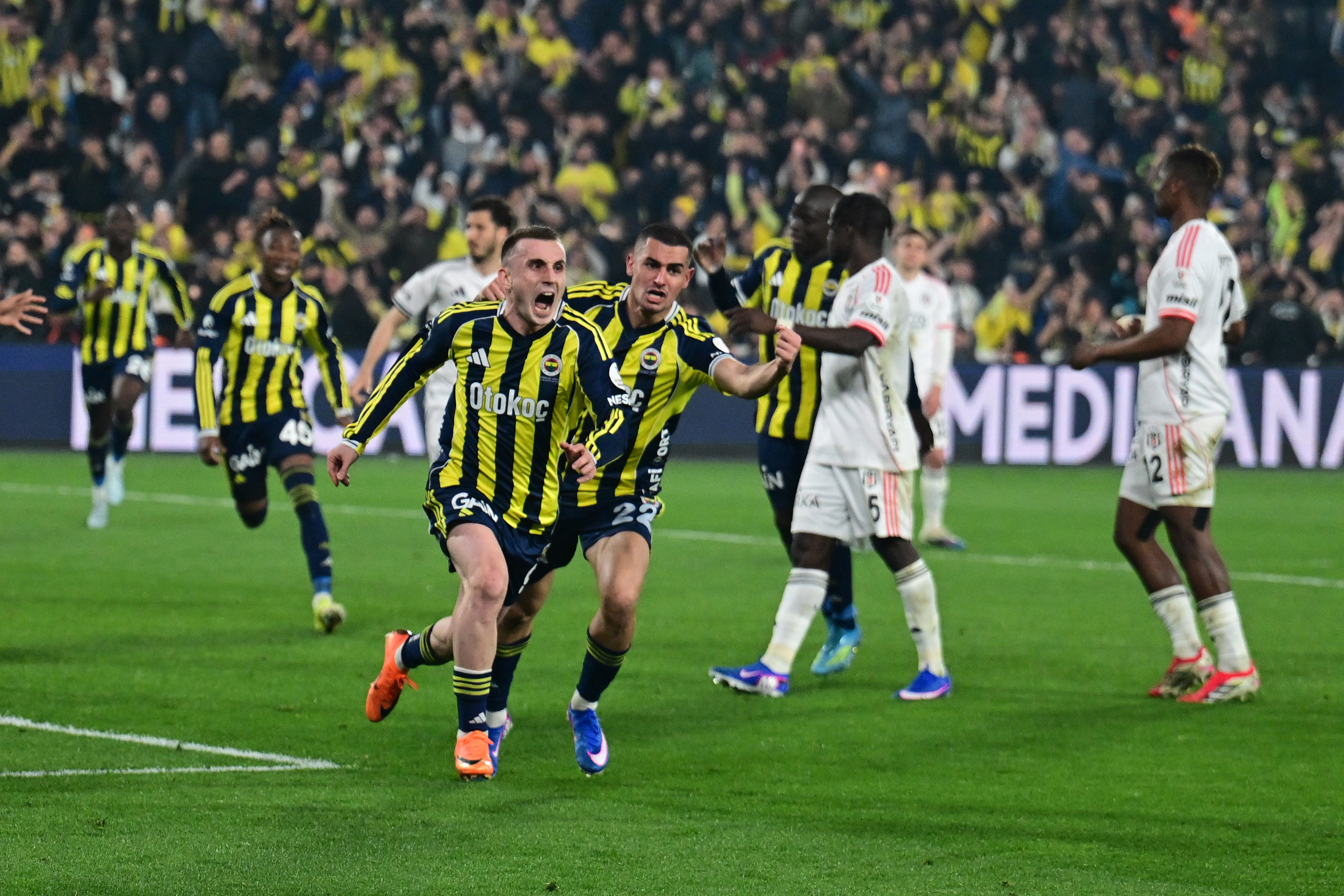 Kerem Aktürkoğlu'ndan derbi sonrası şampiyonluk sözleri