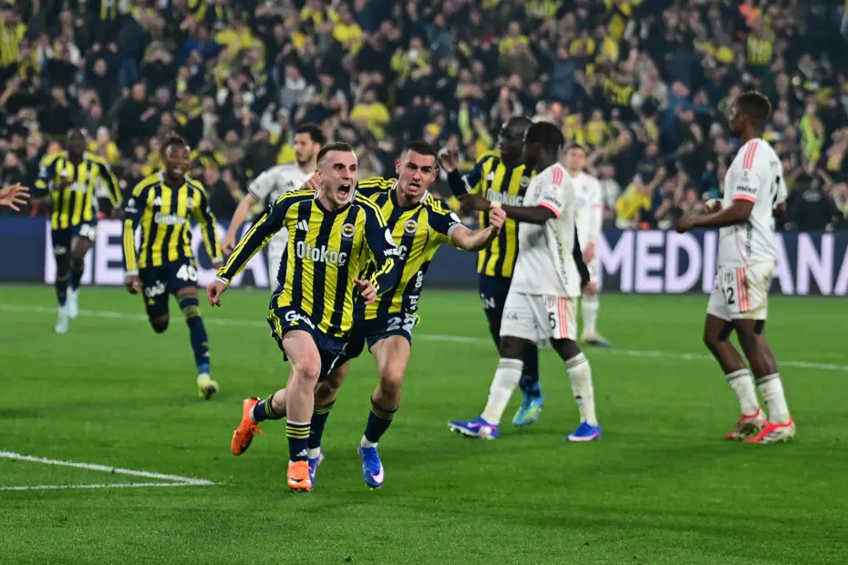 Fenerbahçe derbide Beşiktaş'ı 90+11'de attığı golle mağlup etti (Özet, puan durumu) - 6