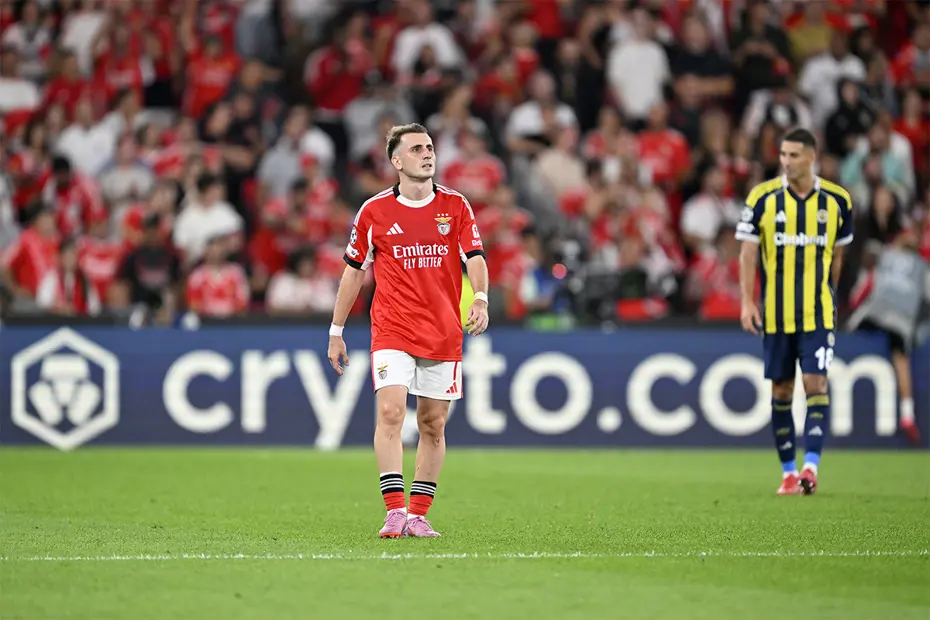 "Umarım bu 2 futbolcu için radikal karar alınır" | Spor yazarları, Benfica-Fenerbahçe maçı için ne dedi? - 6