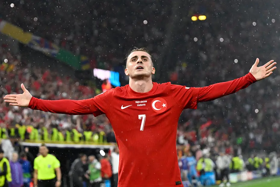 Kerem Aktürkoğlu daha Fenerbahçe formasıyla sahaya çıkmadan rekor kırdı: Zirve artık ona ait - 12