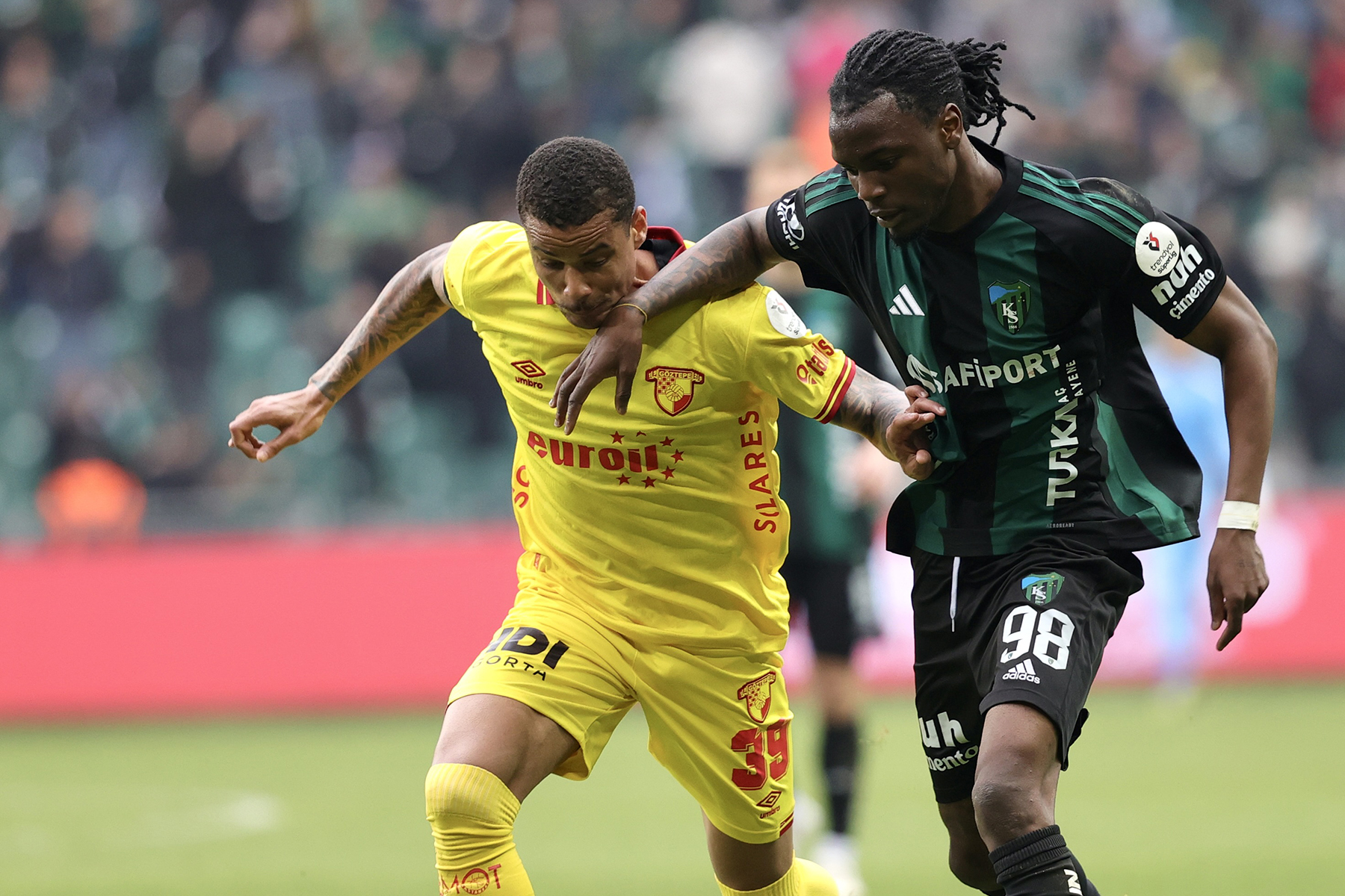 Kocaelispor-Göztepe maçında kazanan yok