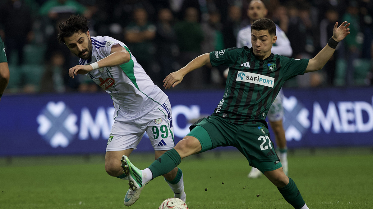 Kocaelispor-Rizespor maçında her şey var, gol yok