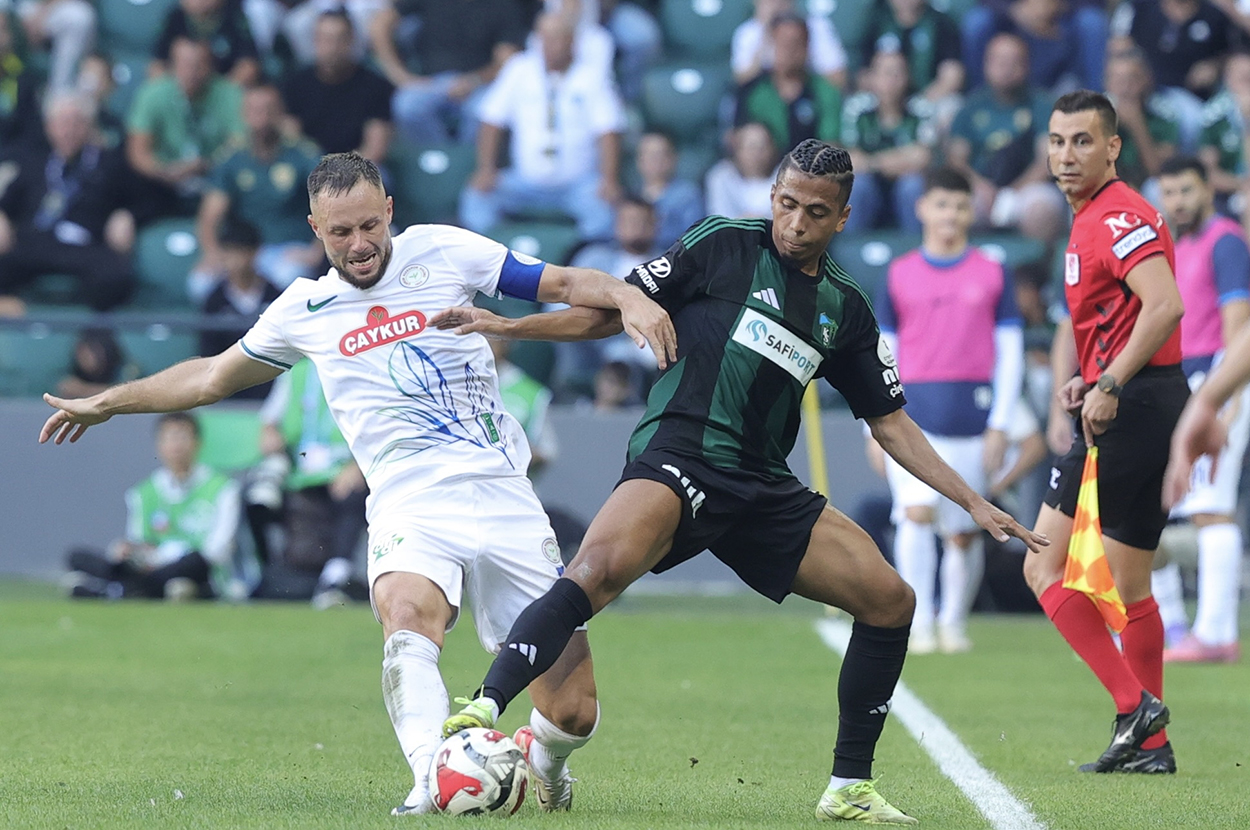 Rize Kaçtı, Kocaeli Kovaladı... Sonra İkisi de Yorulup Berabere Bitti: 1-1!