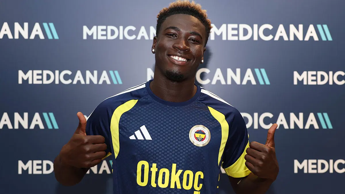 Fenerbahçe, Kojo Peprah Oppong'u transfer etti; imza töreni yarın yapılacak
