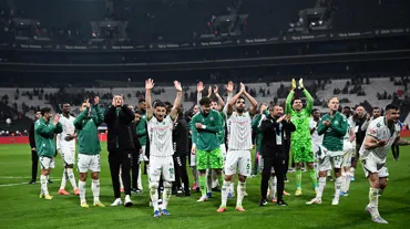 Konyaspor, Ziraat Türkiye Kupası finali için Antalya'ya dualarla uğurlandı