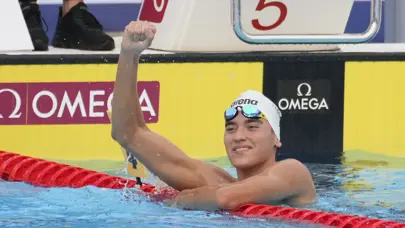 Milli yüzücü Kuzey Tunçelli, Teksas Üniversitesi'nin takımına girdi