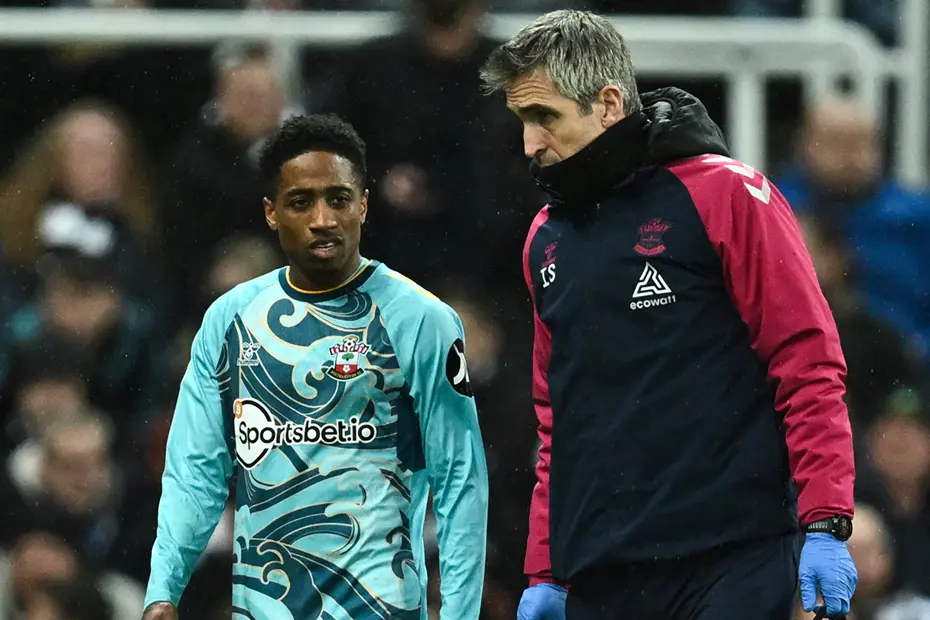 Beşiktaş'ta Kyle Walker-Peters krizi: Transfer iptal olabilir - 4