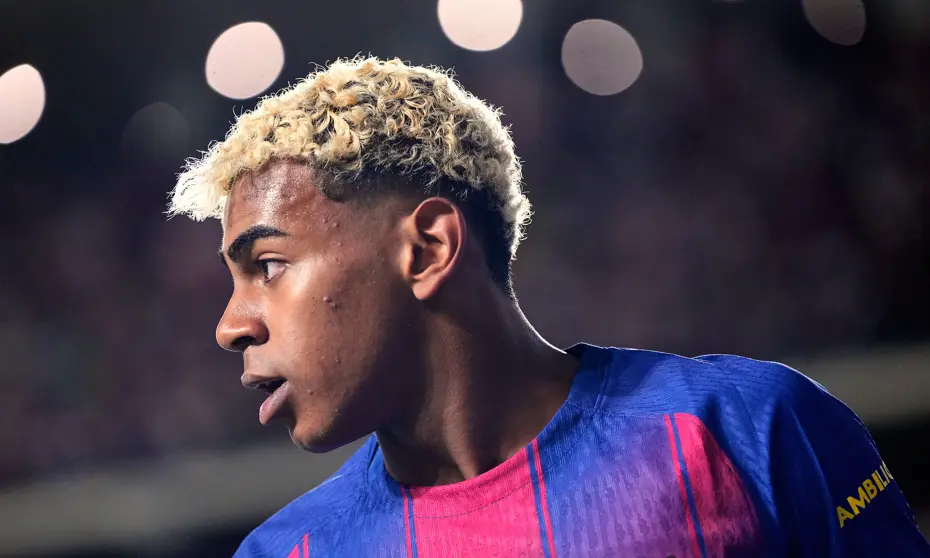 Dünyanın en fazla kazanan futbolcuları belli oldu: Ronaldo ve Messi arasında uçurum - 6 Dünyanın en fazla kazanan futbolcuları belli oldu: Ronaldo ve Messi arasında uçurum - 6