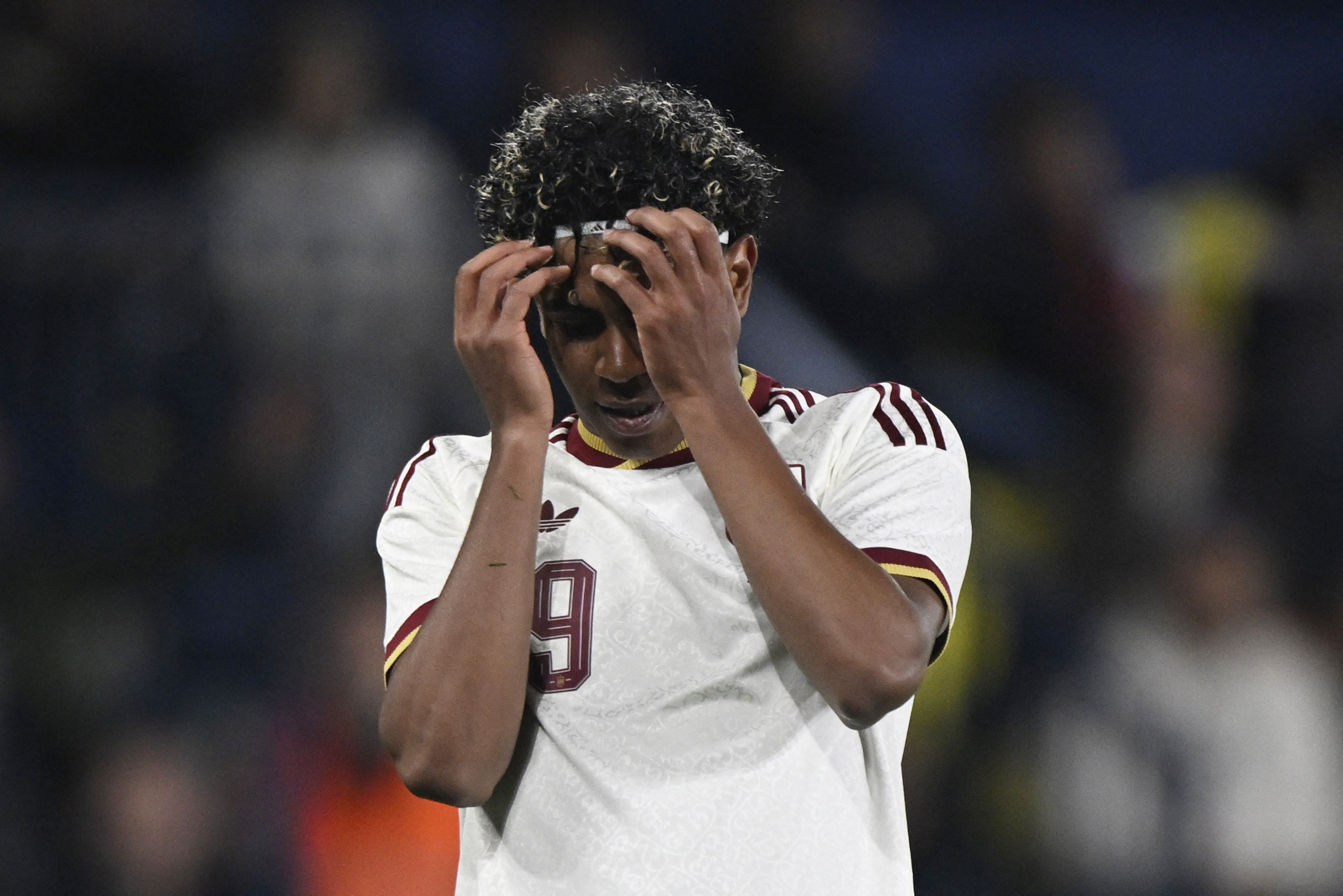 Lamine Yamal'dan Tribündeki 'Zıpçıktı' Tayfaya Futbol Dersi: 'Ayıp!'