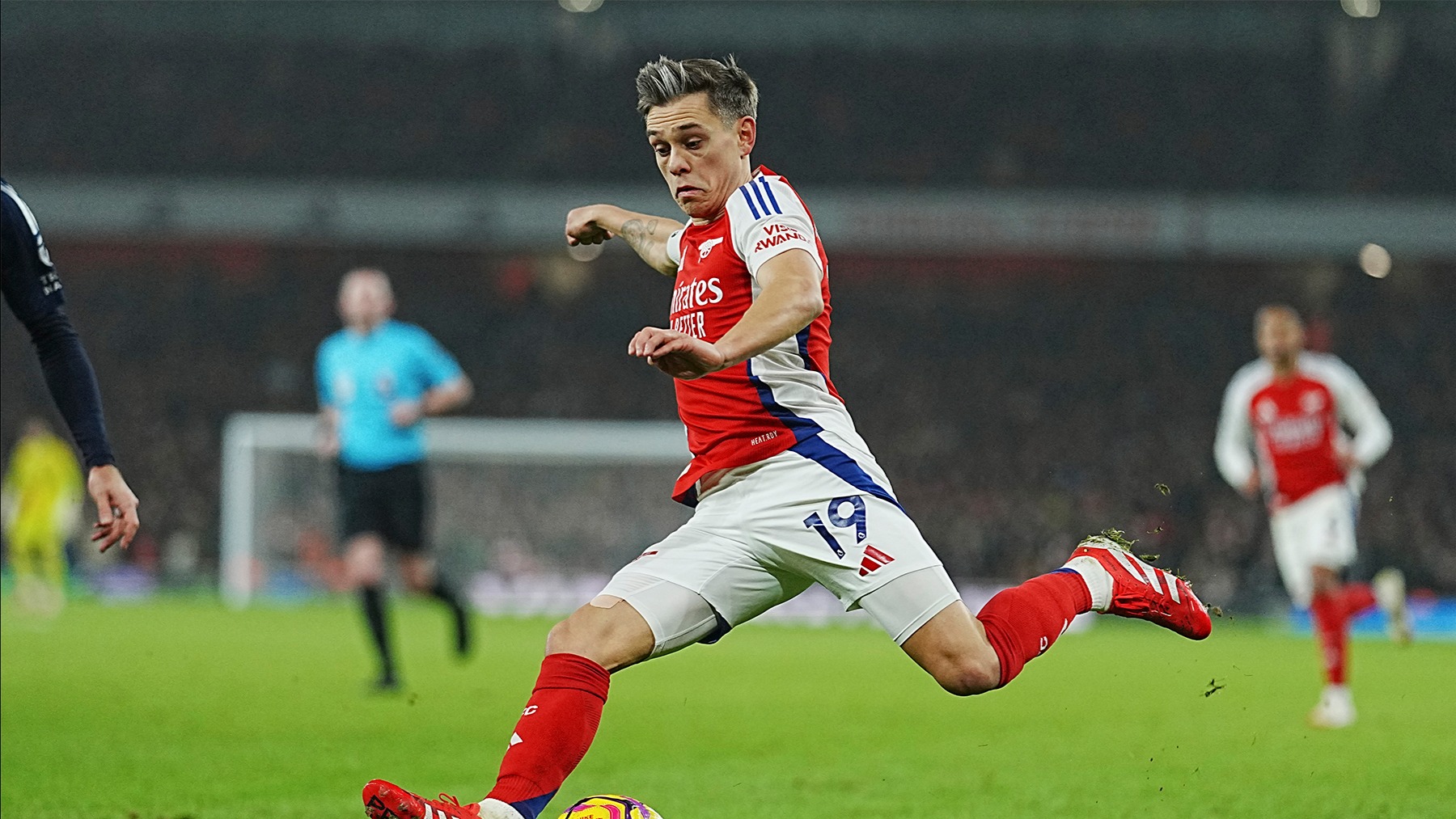 Arsenal'den Beşiktaş'a Trossard İçin 'Altın Kaplama' Fatura: 20 Milyon Sterlin Mi? Şaka Herhalde!
